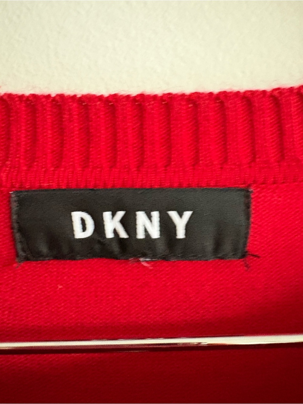 DKNY Red Logo Sweater Large Graphic Knit Crewneck - Picture 7 of 8